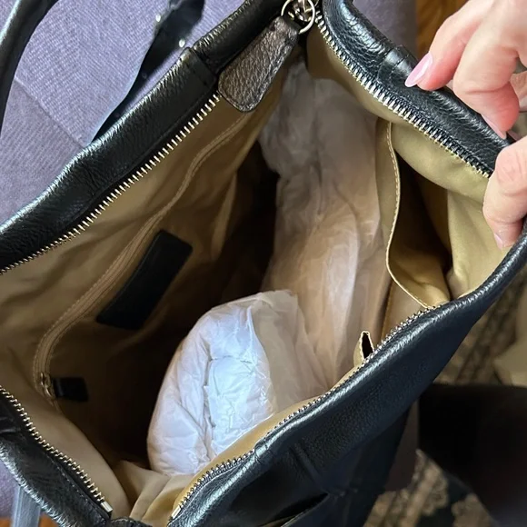 Coach Black Leather Shoulder Bag - Picture 4 of 6